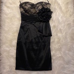 La scala womens strapless dress size small